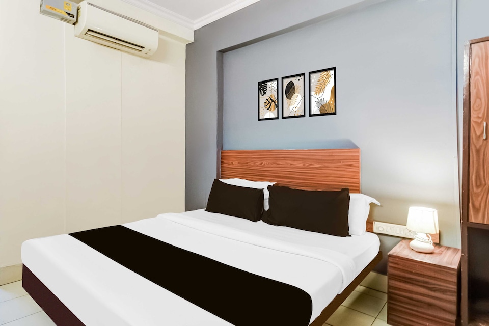 Hotel O Paradise Metro Station, Secunderabad, Hyderabad