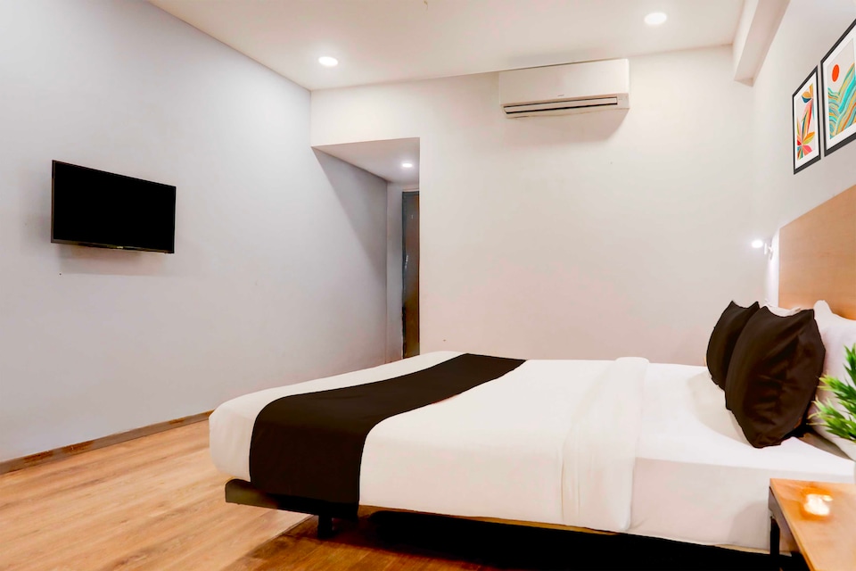 Townhouse Prayagraj Station Road, Railway Station Allahabad, Prayagraj