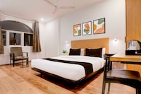 Townhouse Prayagraj Station Road