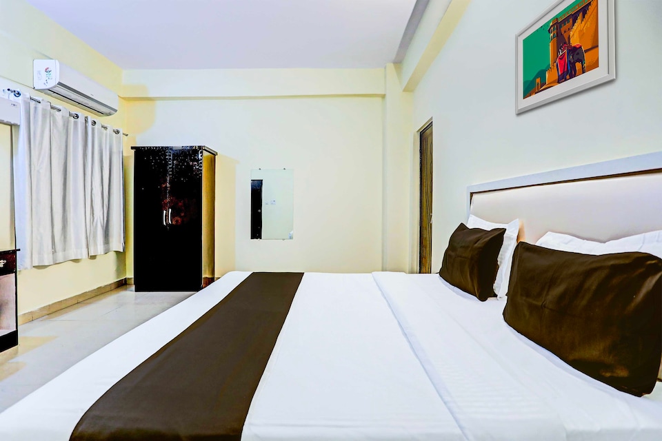 Hotel O Vishweshwaraiya Botanical Garden, Lanka, Varanasi