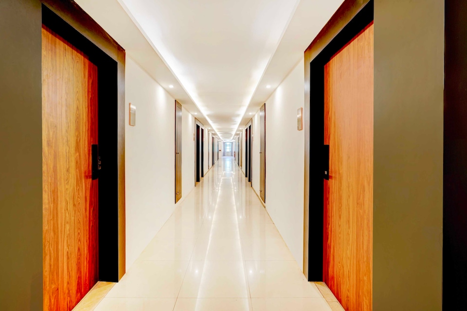 Townhouse OAK Kupanna Park Mysore, Mysore City Center, Mysore