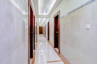 Townhouse OAK Central Silk Board Metro