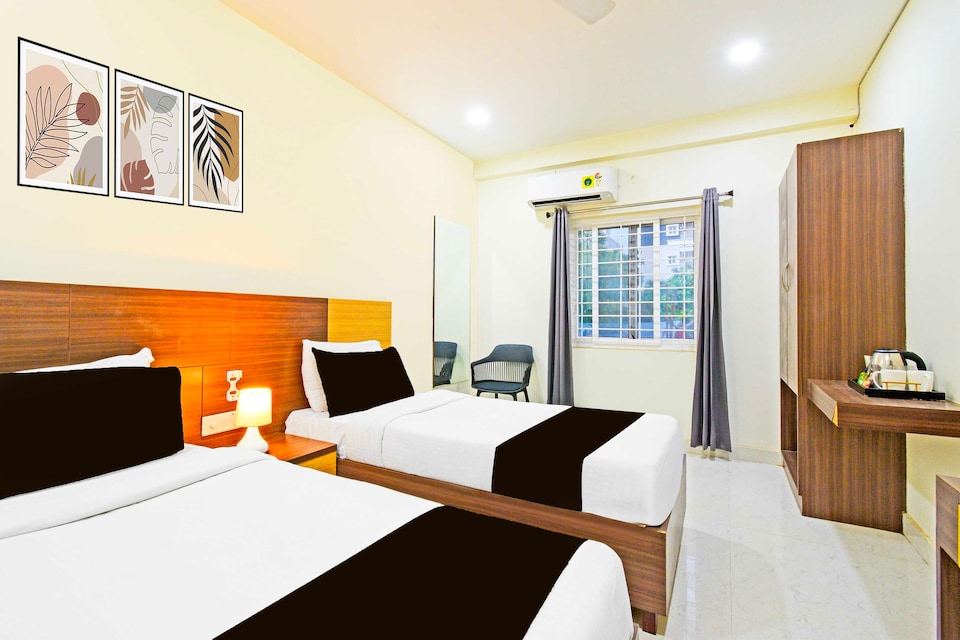 Townhouse OAK Madhava Hills Kondapur, Kondapur, Hyderabad