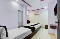 Hotel O The Moksh Inn Guest House 