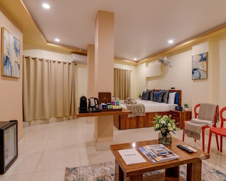 Collection O Kalyani Expressway Kolkata Formally Hotel Iubit, VIP Road Kolkata, Kolkata