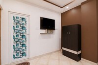 Hotel O Ghosh