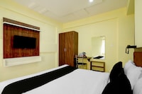 Townhouse Airport Road Bangalore Formerly Shree Hotel