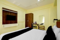 Townhouse Airport Road Bangalore Formerly Shree Hotel