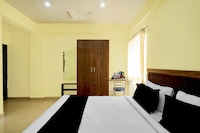 Townhouse Airport Road Bangalore Formerly Shree Hotel