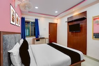 Hotel O BHU Road Formerly Yug Residency