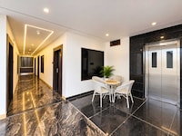 SPOT ON Hotel Golden Tulip'z