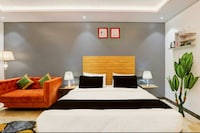 SPOT ON Hotel Golden Tulip'z