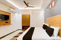 SPOT ON Hotel Golden Tulip'z
