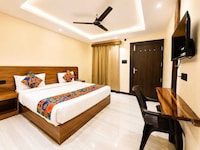 SPOT ON Hotel Golden Tulip'z