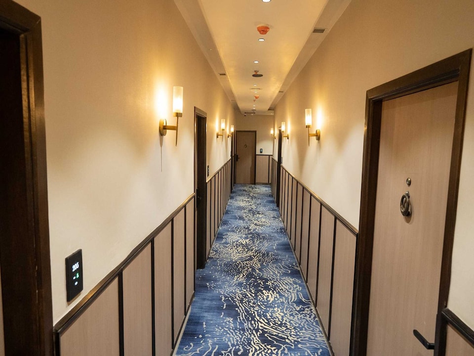 Palette Hotel by CheckIn Amritsar City Centre, Queens Road Amritsar, Amritsar