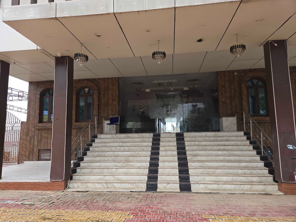 Hotel O Devi Kripa, Mathura, Mathura