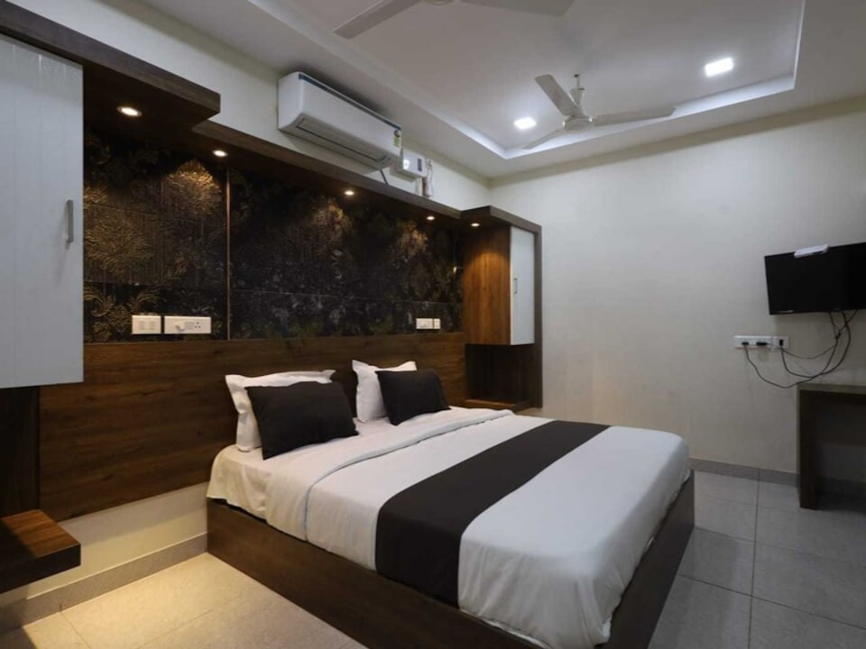 OYO 847585 Vishwa's Residency, Madhavaram, Chennai