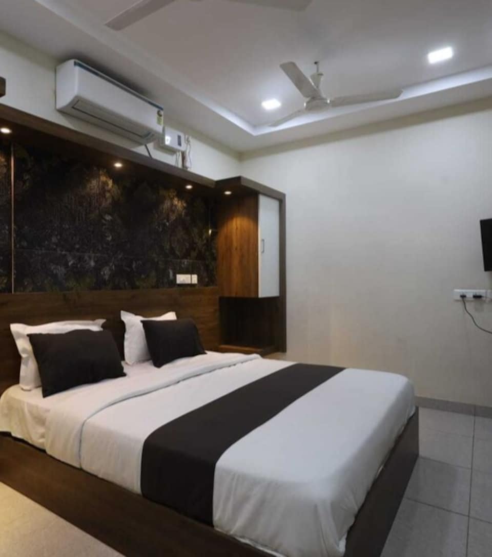 OYO 847585 Vishwa's Residency, Madhavaram, Chennai