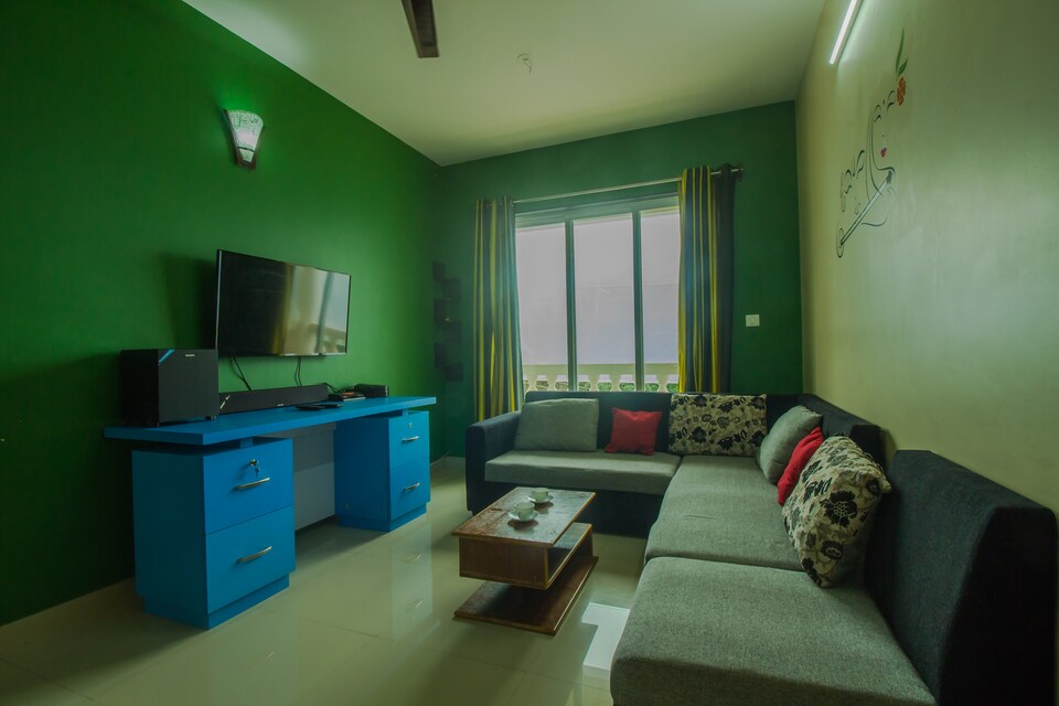 OYO Home 15536 Elegant 2BHK, Mapusa Goa, Goa