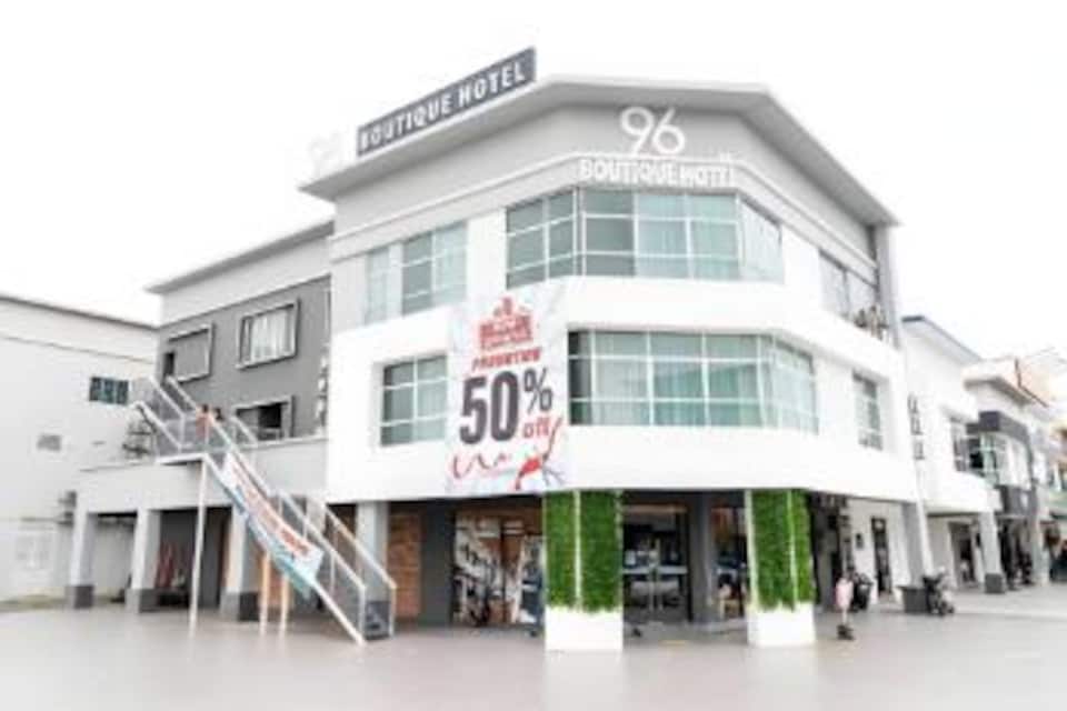 Collection O Near AEON Mall Melaka Formerly 96 Boutique, Malacca, Malacca