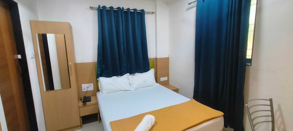  HOTEL O CU LODGING , Mumbai Chembur-Kurla-Ghatkopar, Mumbai