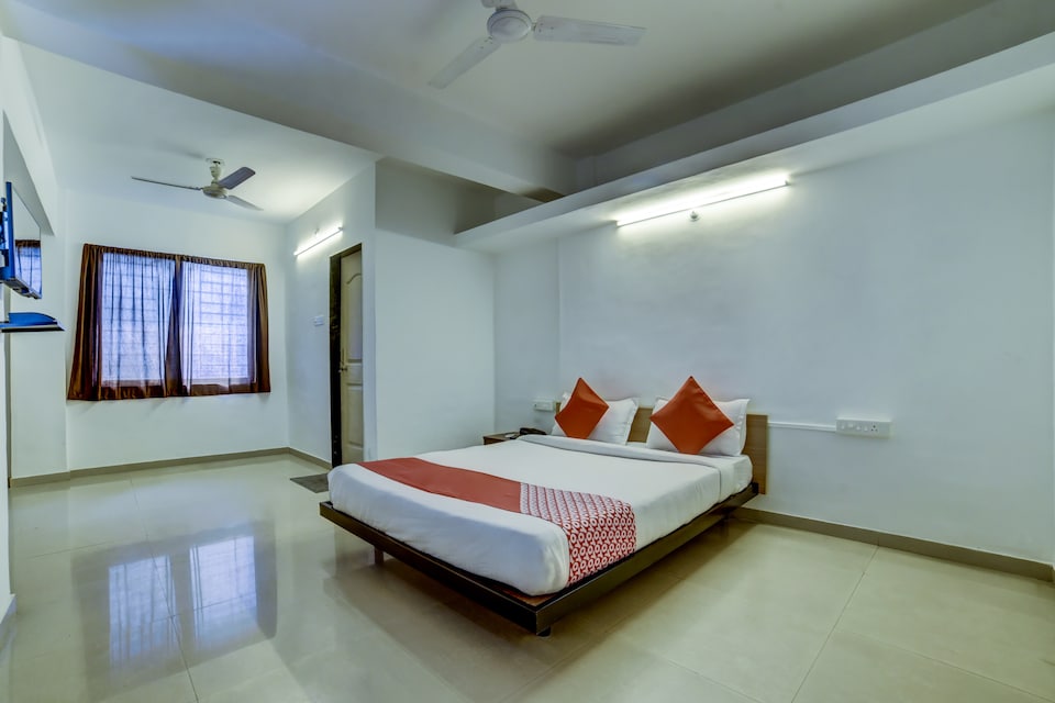 OYO Flagship 15538 Dange Chowk, Pimpri Pune, Pune