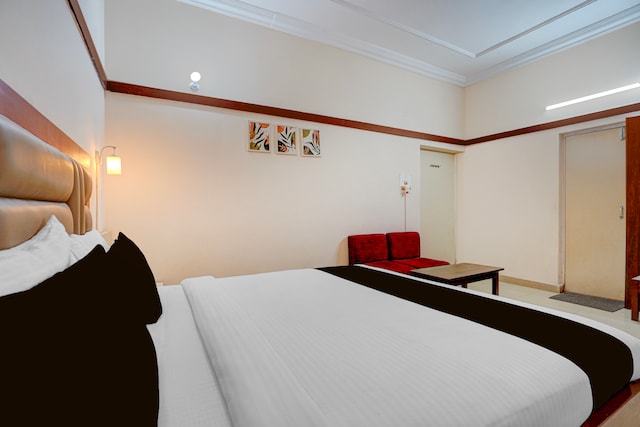 Hotel O S R International 