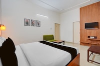Hotel O S R International 