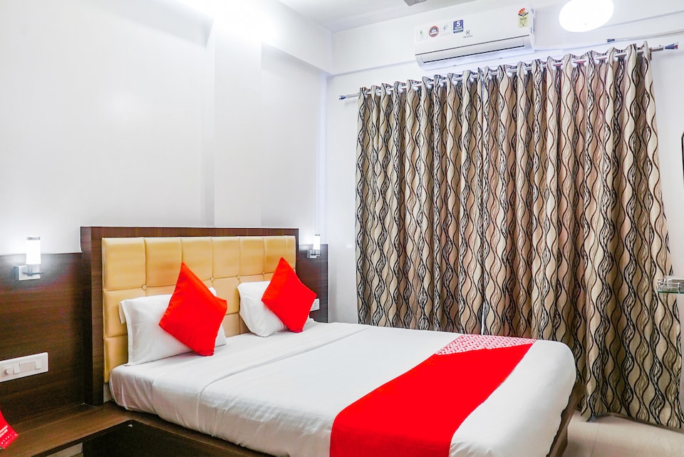 live on pun1531, Koregaon Park Pune, Pune