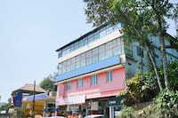 OYO Mackal Residency
