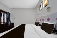 Hotel O Alappuzha Near General Hospital Junction