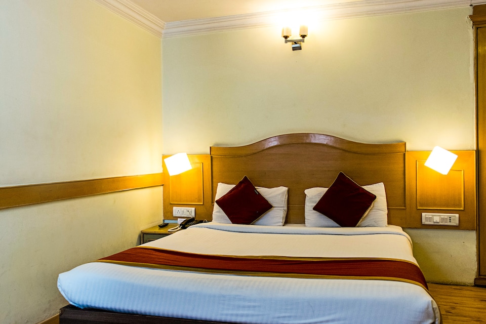 OYO 520 Hotel Nandhini Palace, Electronic City Phase 1 Bangalore, Bangalore