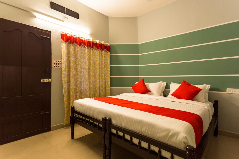 OYO 15598 Cochin Airport Hotel, Airport Kochi, Kochi