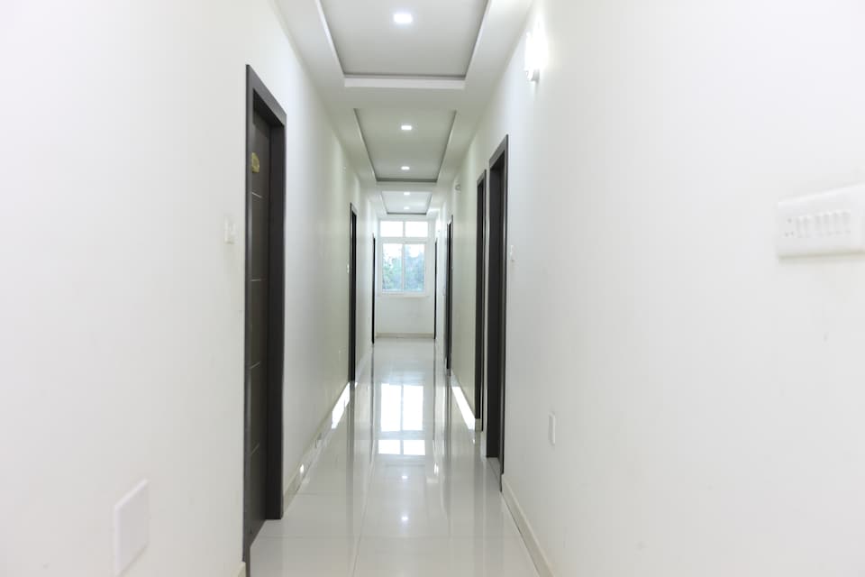 Collection O Bhimas Residency, Tada, Tada