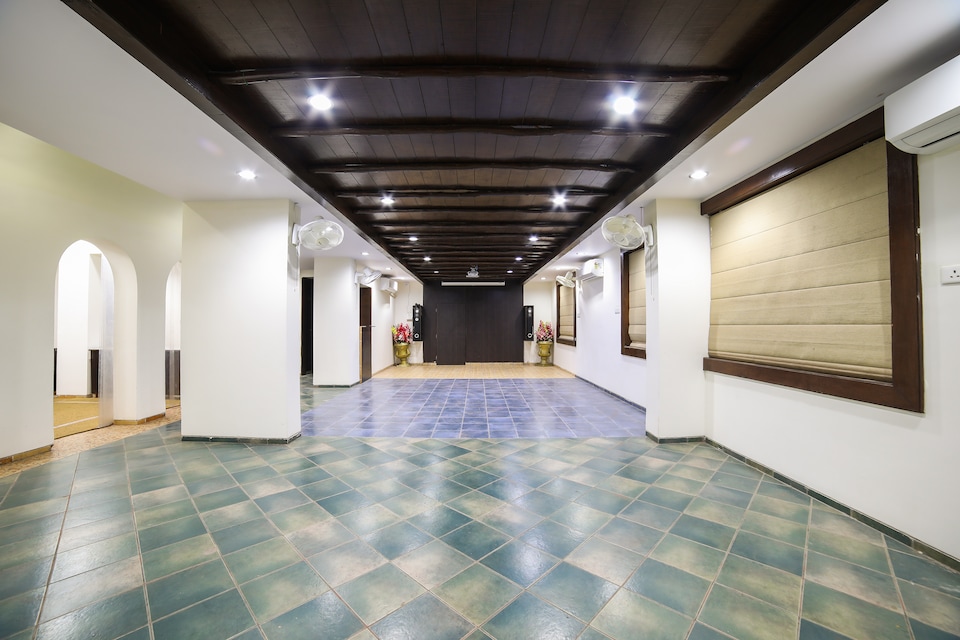 OYO 15605 Ruchira Villa, Dharampeth Nagpur, Nagpur