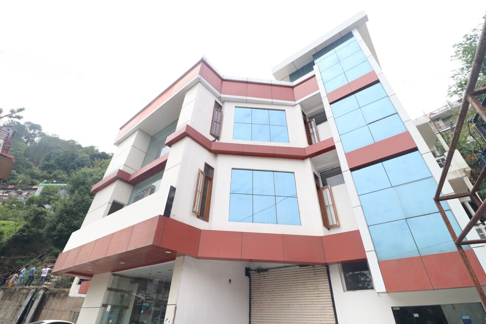 OYO 15608 Family Suite Solan, Solan, Solan