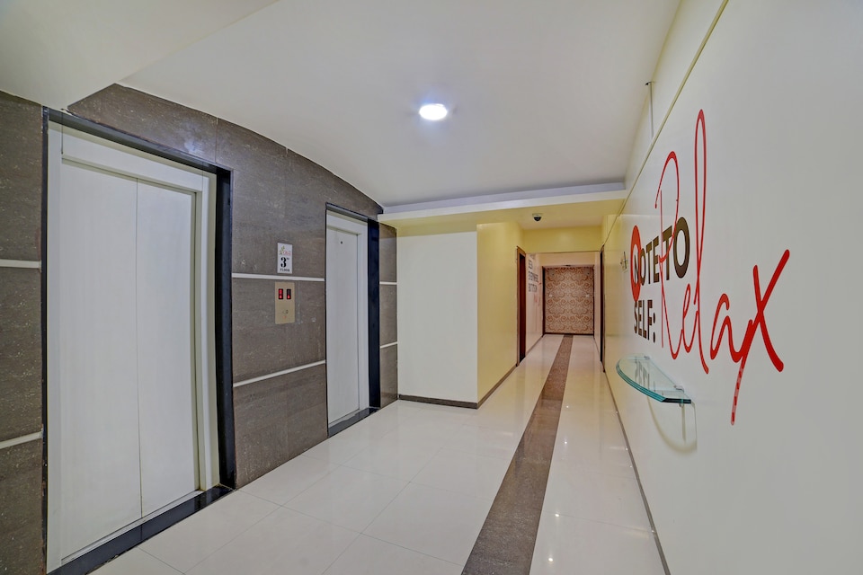 Collection O Hotel Olive Somwar Peth Near Lal Mahal, Pune Railway Station, Pune