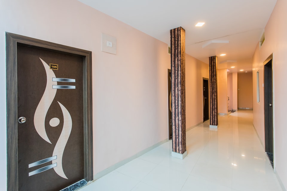 OYO 15618 Hotel Stay Inn, Airport Road - Indore, Indore