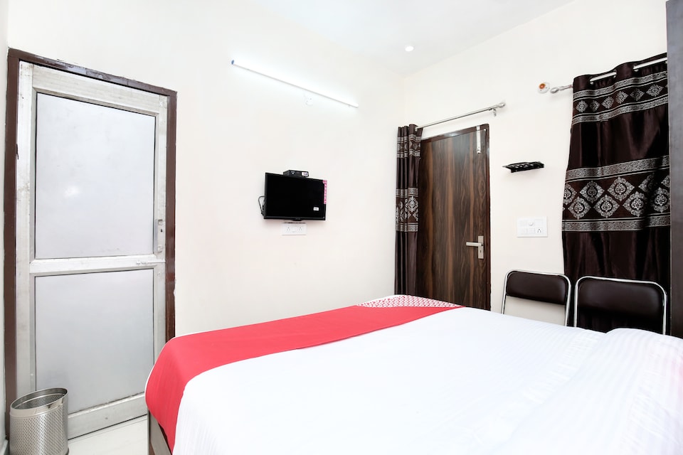 OYO 15620 Hotel Dynasty, Mohali, Mohali