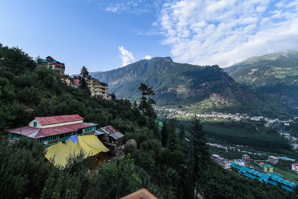 OYO Home 15634 Serene Mountain View Studio, Simsa Manali, Manali