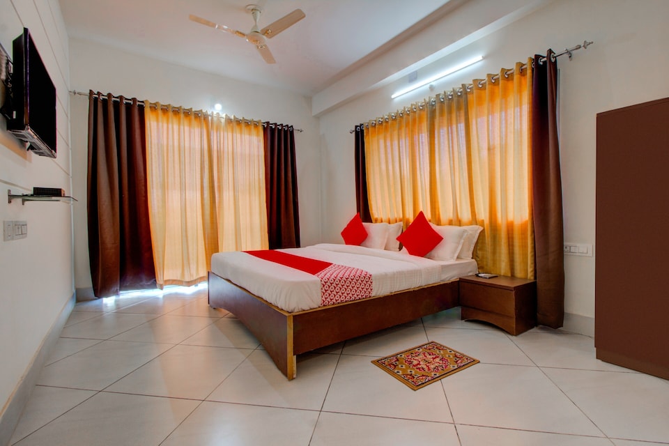 OYO 15636 Mountain Green, Matighara Darjeeling More Siliguri, Siliguri