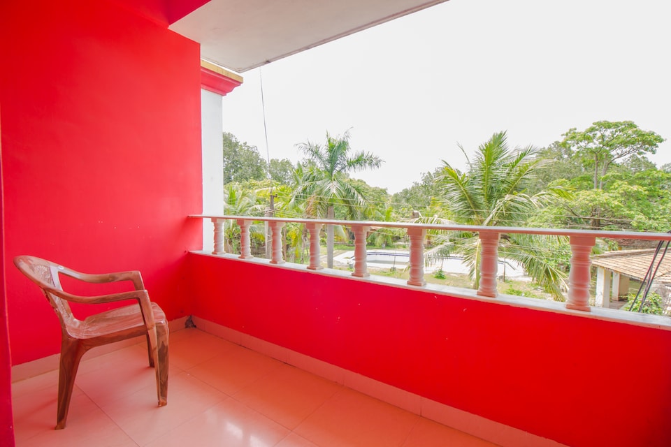 OYO Home 15639 Premium Studio, Vagator Goa, Goa