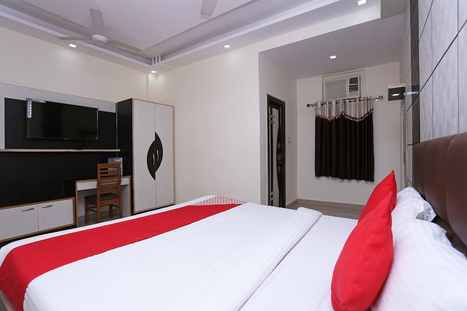 OYO 15643 Laxmi Sadan Residency, Bhupatwala Haridwar, Haridwar