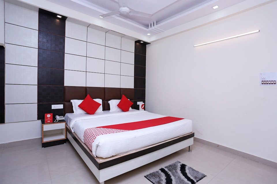 OYO 15643 Laxmi Sadan Residency, Bhupatwala Haridwar, Haridwar