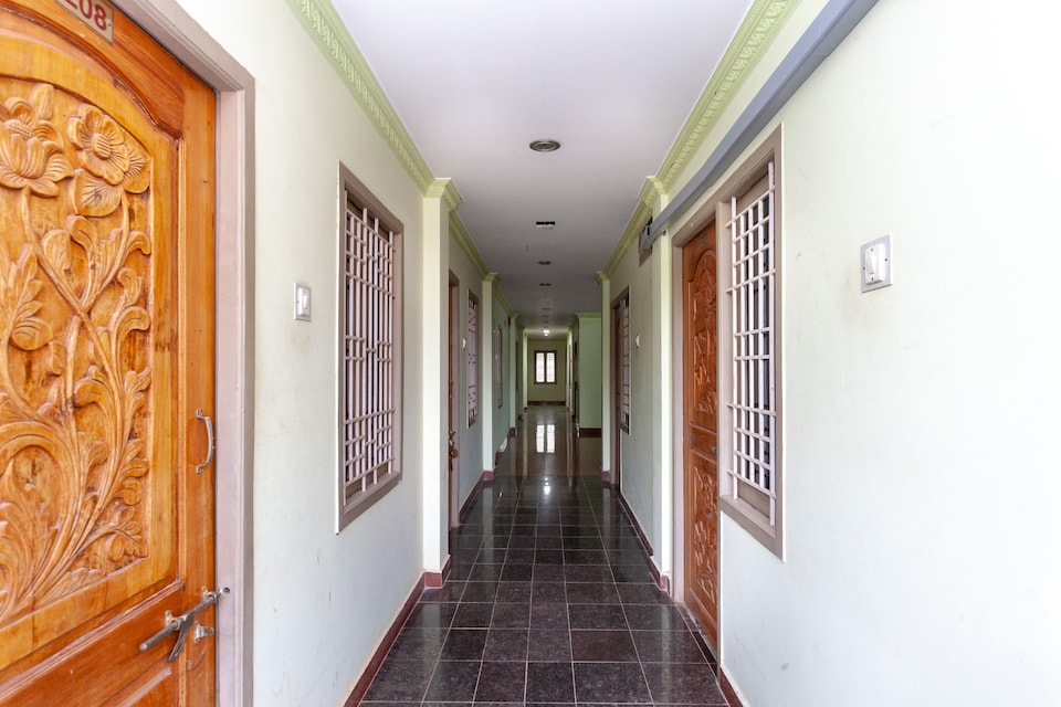 OYO 15663 Sri Karuna Residency, Thanjavur, Thanjavur