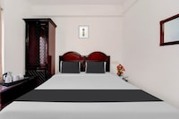 Super Collection O Chalai Bazaar Near Railway Station Formerly Galaxy Inn