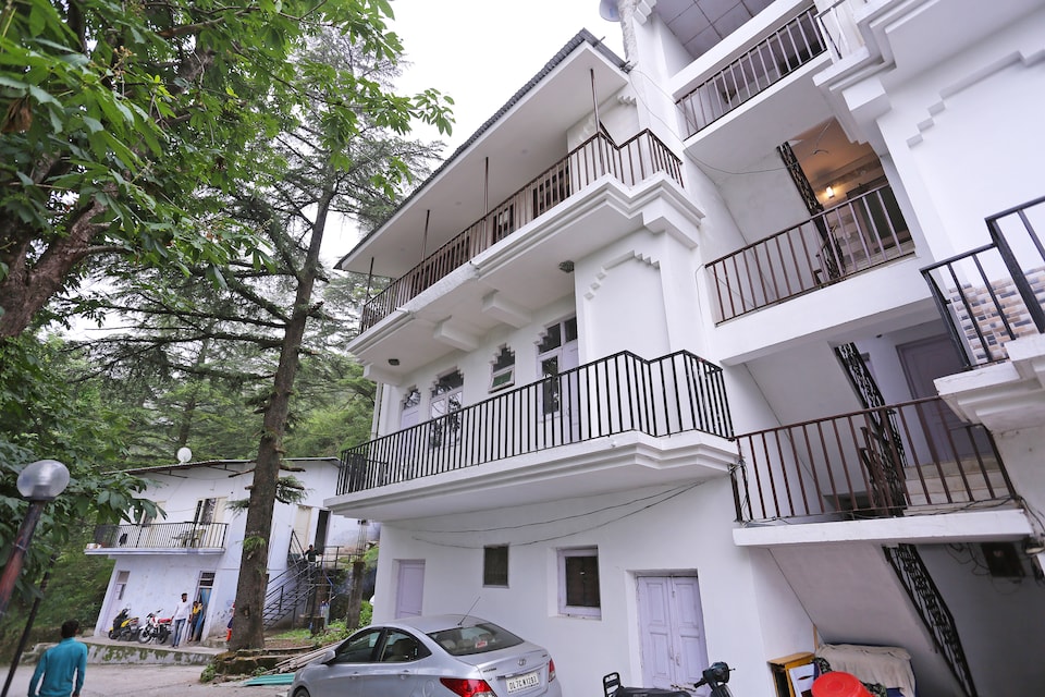 OYO Home 15678 Exotic 1BHK, Library Chowk Mussoorie, Mussoorie