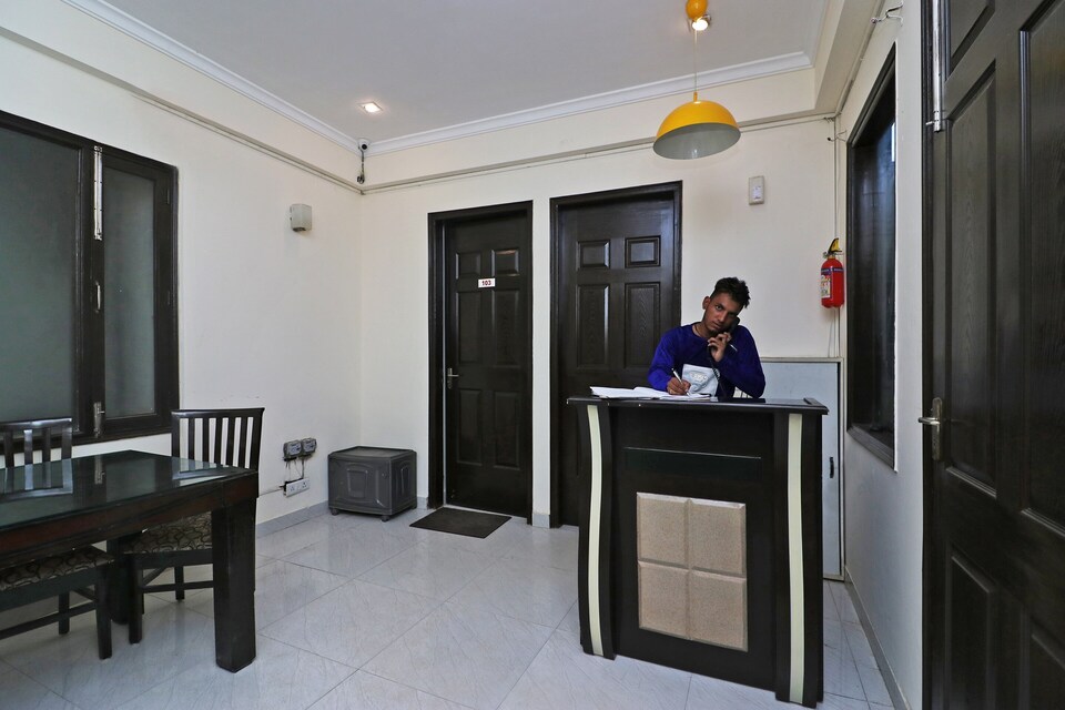 LIVE AS GRG755, Golf Course Road, Gurgaon