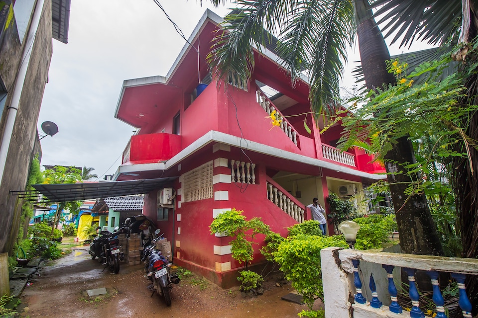 OYO 15693 Home Field View Studio Colva, Colva Goa, Goa