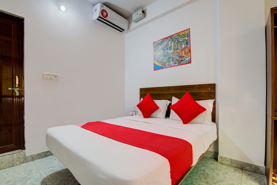 Super Hotel O Varcity Comforts Near St. John’s Medical College, BTM Madiwala Bangalore, Bangalore